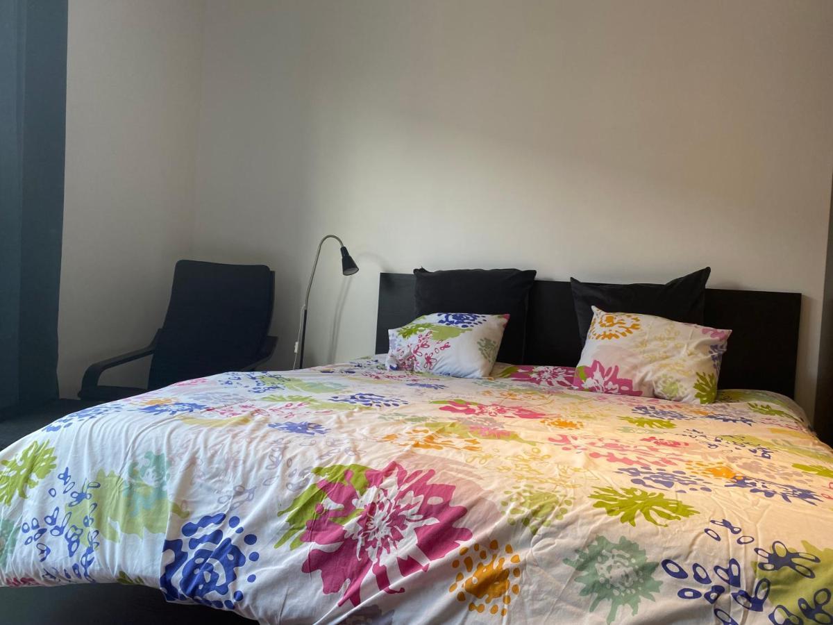 Studio Near Shopping K In K New Bright And Central Кортрейк Экстерьер фото